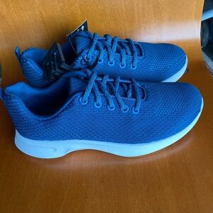 ATHLETIC WORKS MEMORY FOAM SHOES 9.5 BLUE WOMEN'S LACED NWT